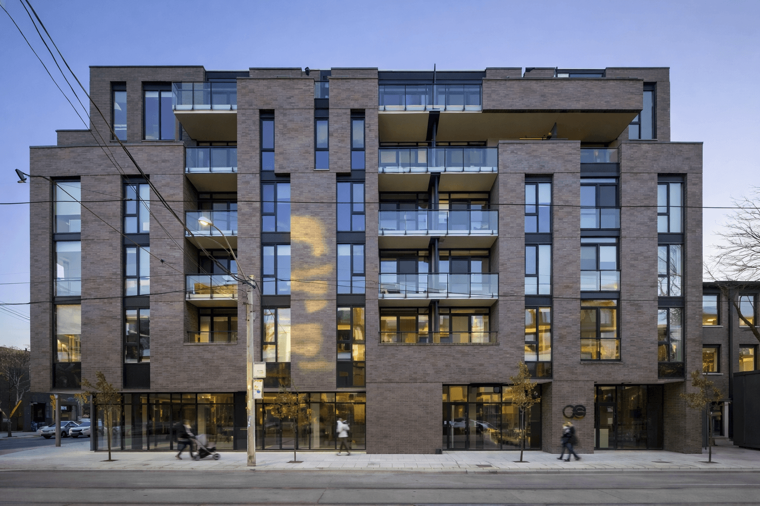 1075 Queen St East