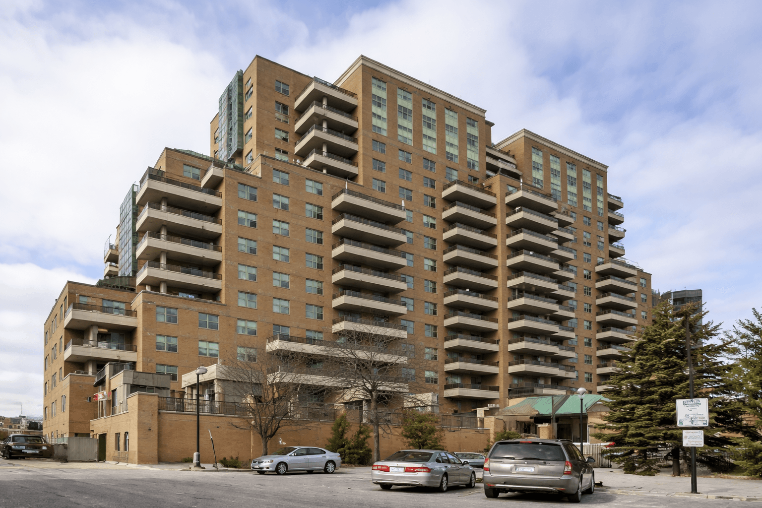 3001 Finch Ave